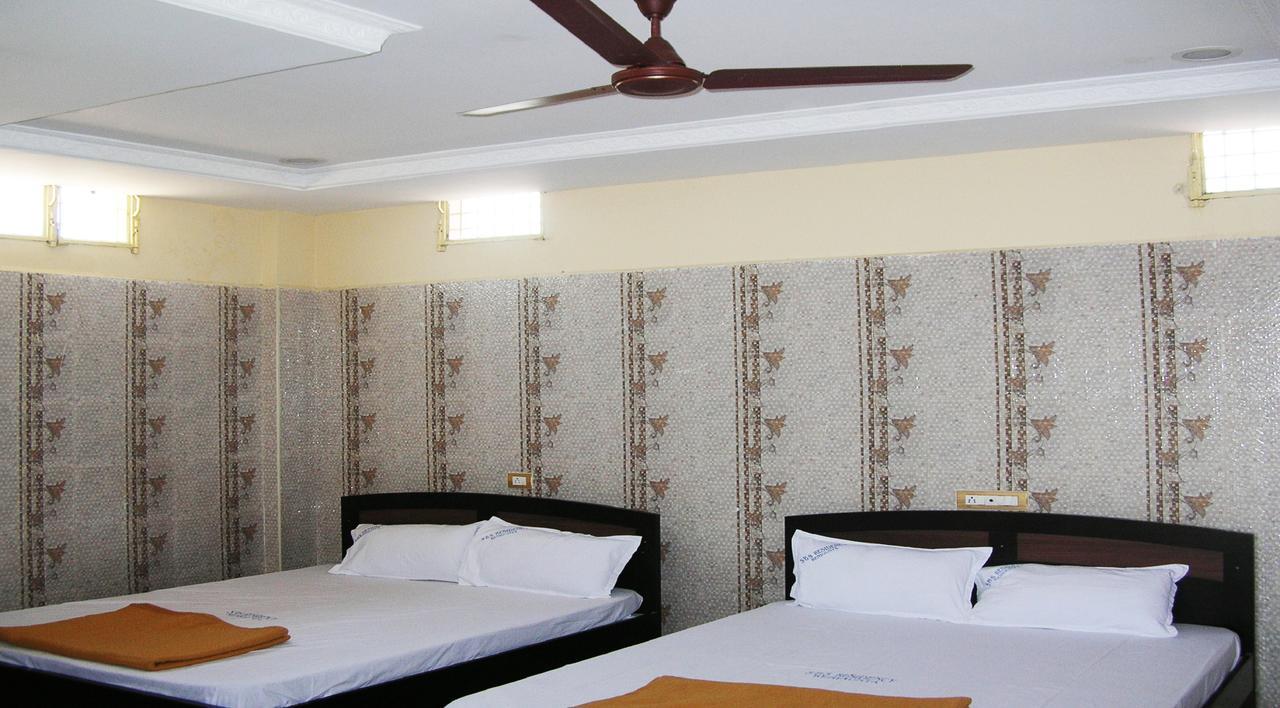 Sbs Residency Tirupati Hotel Renigunta Стая снимка