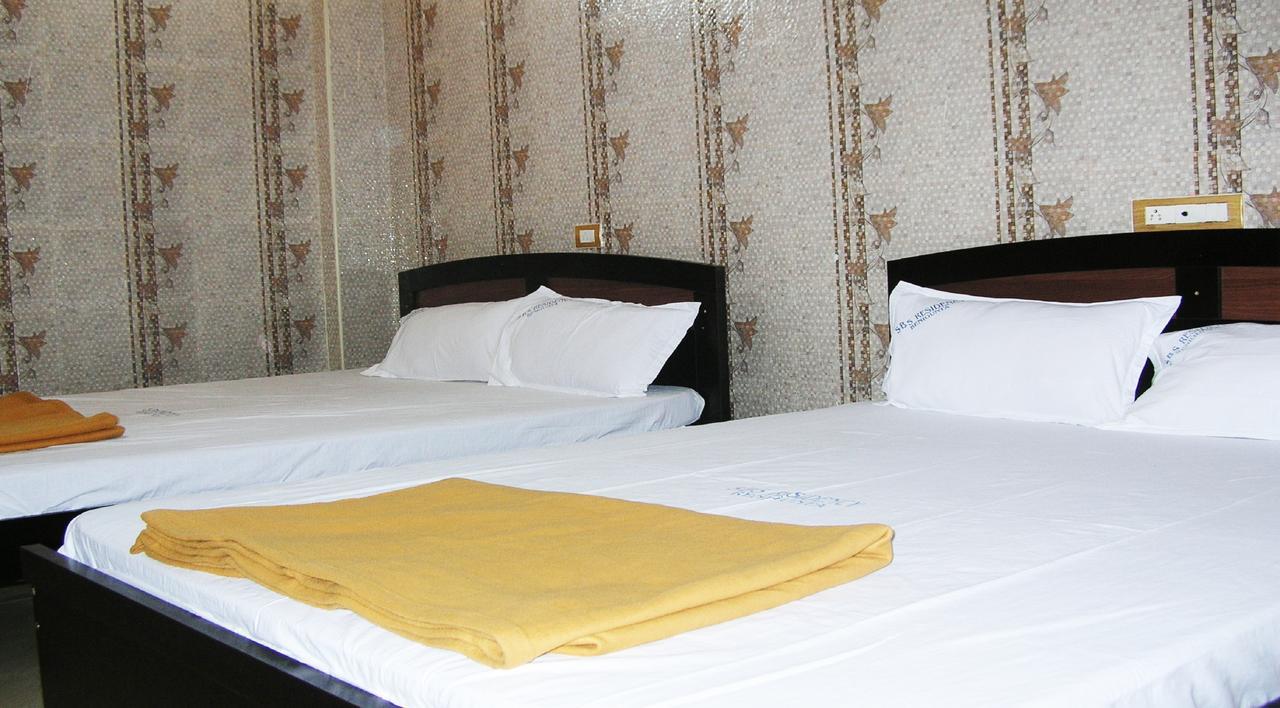 Sbs Residency Tirupati Hotel Renigunta Стая снимка